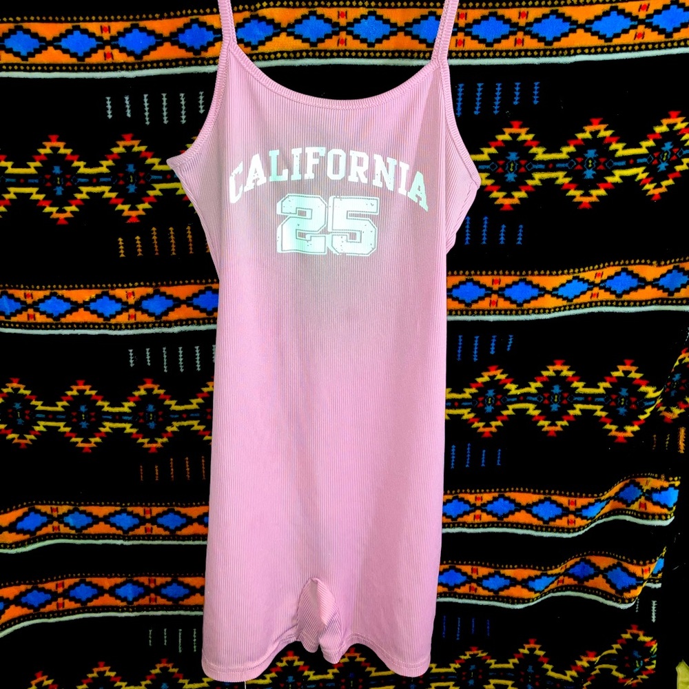 PRETTY PINK ROMPER